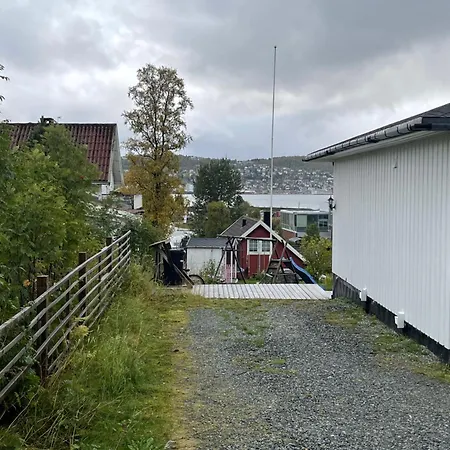 Romslig Hybel Apartamento *